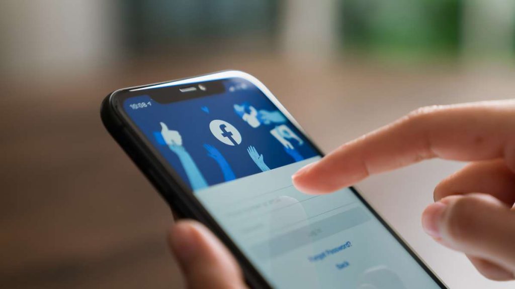 Facebook copyright claims on music
