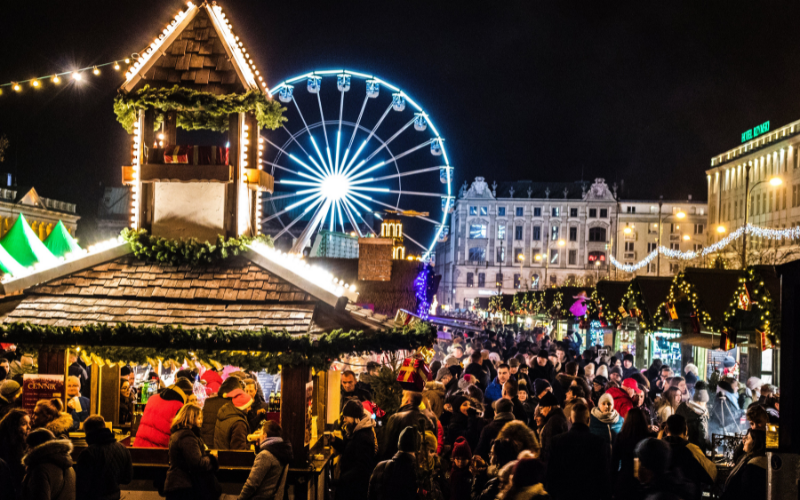 Christmassy ideas, go to a Christmas market