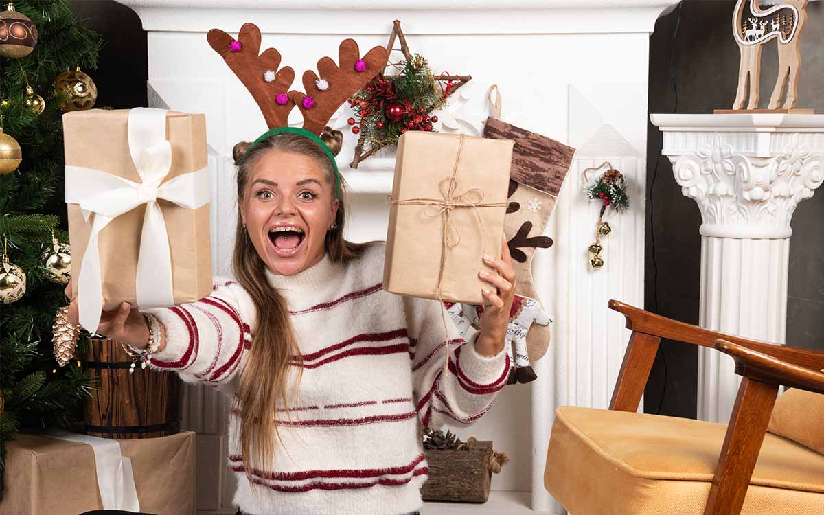 Christmas content ideas - present haul